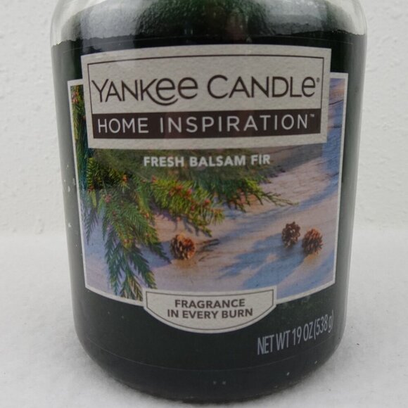 Yankee Candle 19oz Large Candle NEW - Picture 2 of 6